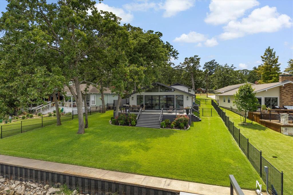 524 Sampan Drive Property Photo 3