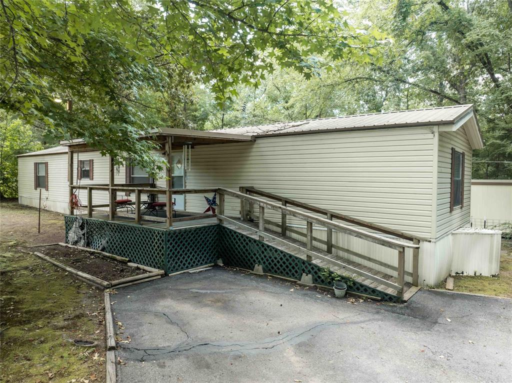 190 E Sycamore Lane Property Photo 1