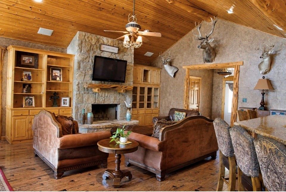 475 Magic Valley Property Photo 4