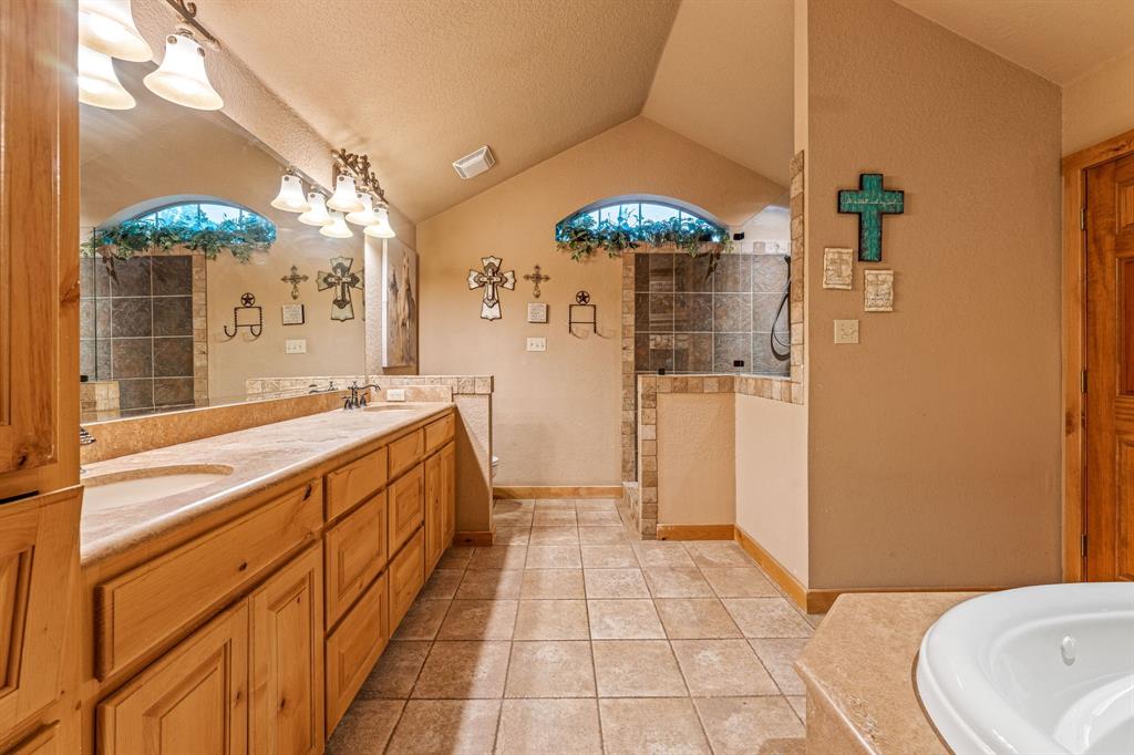475 Magic Valley Property Photo 16