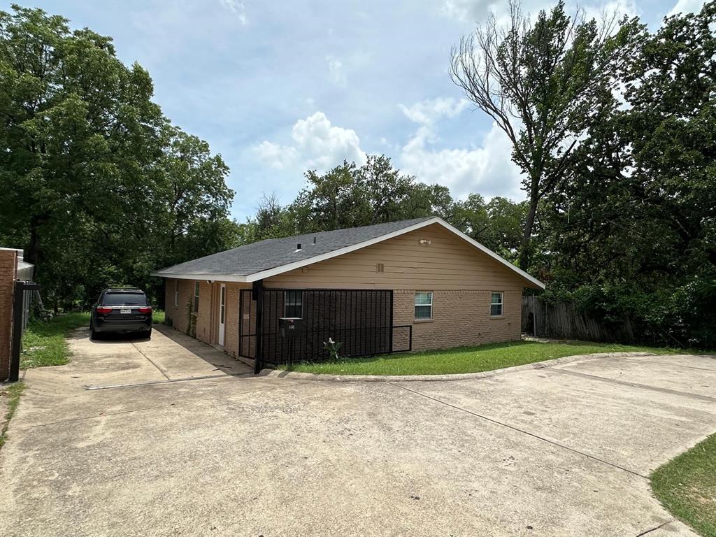 400 E Shady Grove Road Property Photo 1