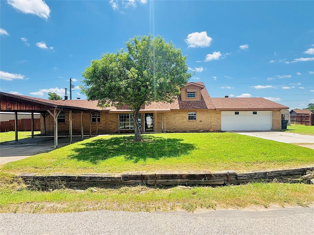 857 Apache Drive Property Photo 1