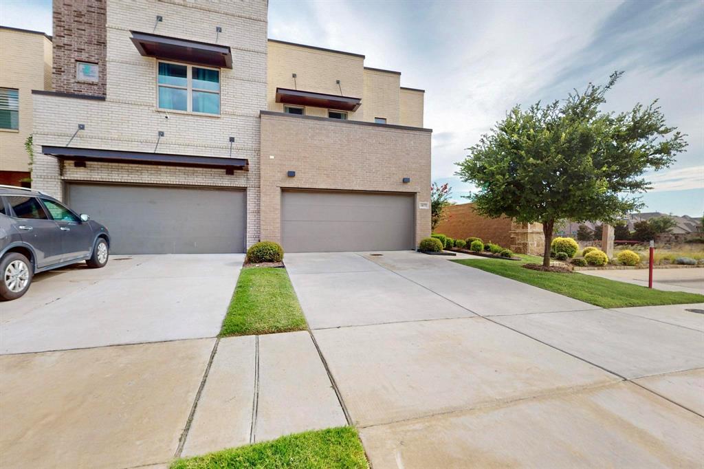 1077 Maverick Drive Property Photo 1
