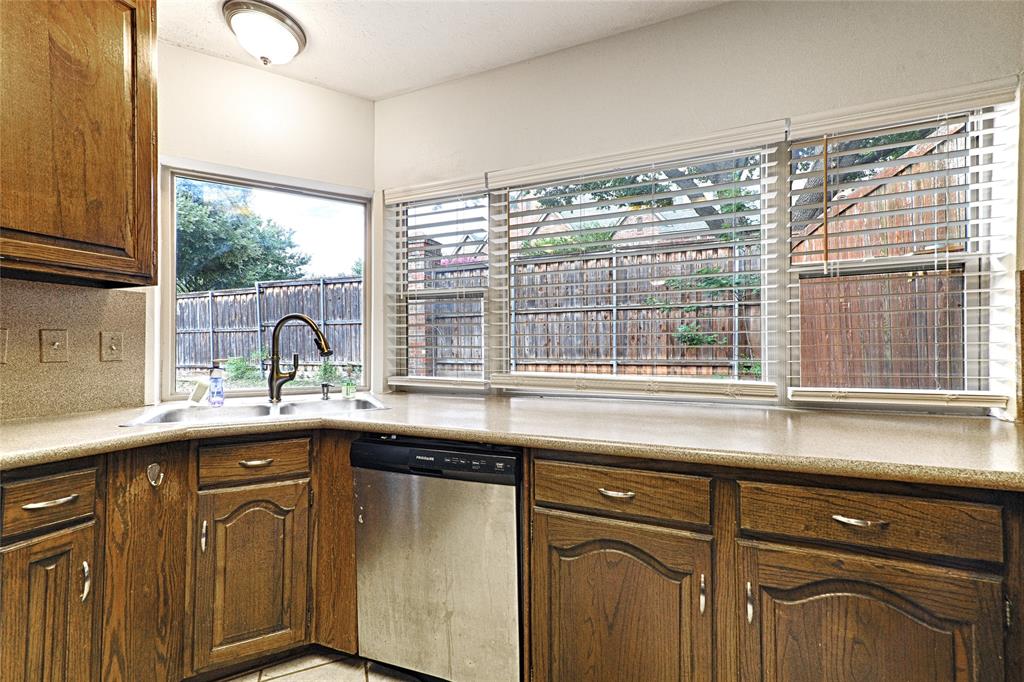 14900 Le Grande Drive Property Photo 4