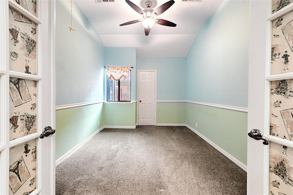14900 Le Grande Drive Property Photo 12