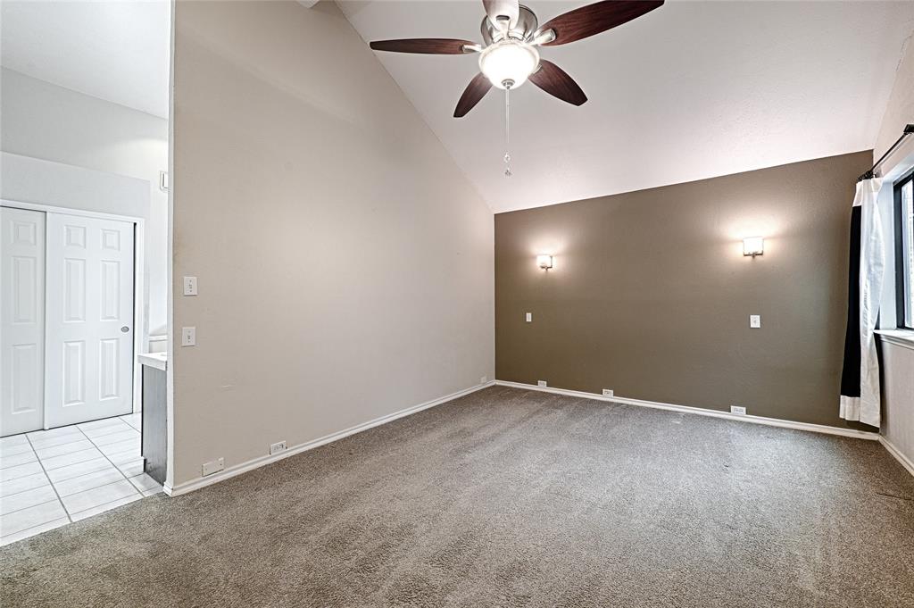 14900 Le Grande Drive Property Photo 17