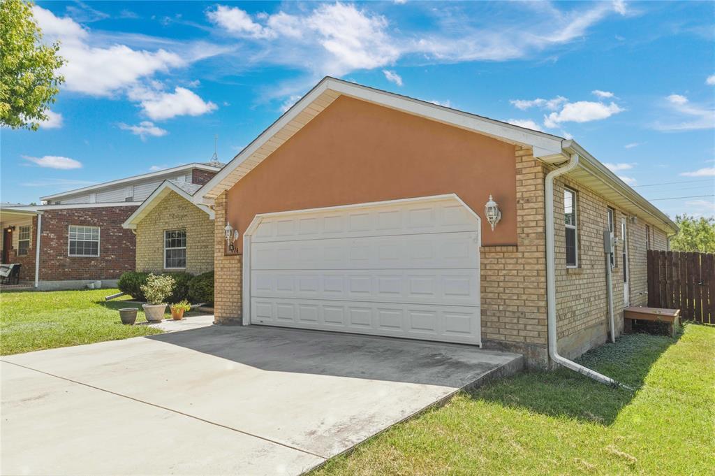 4424 Westridge Drive Property Photo 4