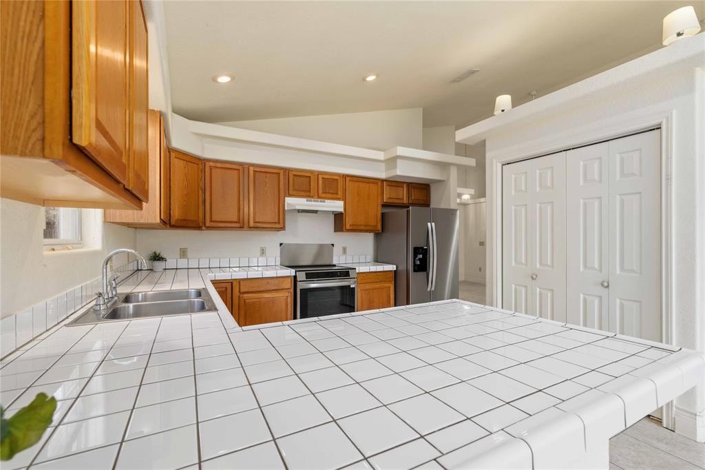 4424 Westridge Drive Property Photo 12