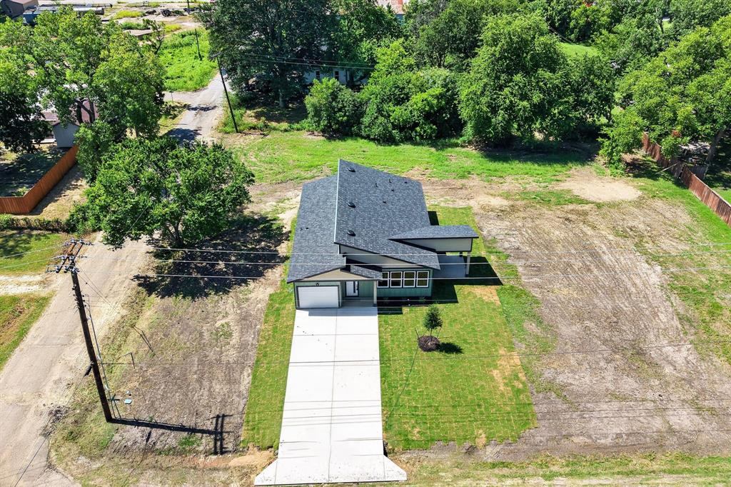 745 W Marshall Property Photo 38