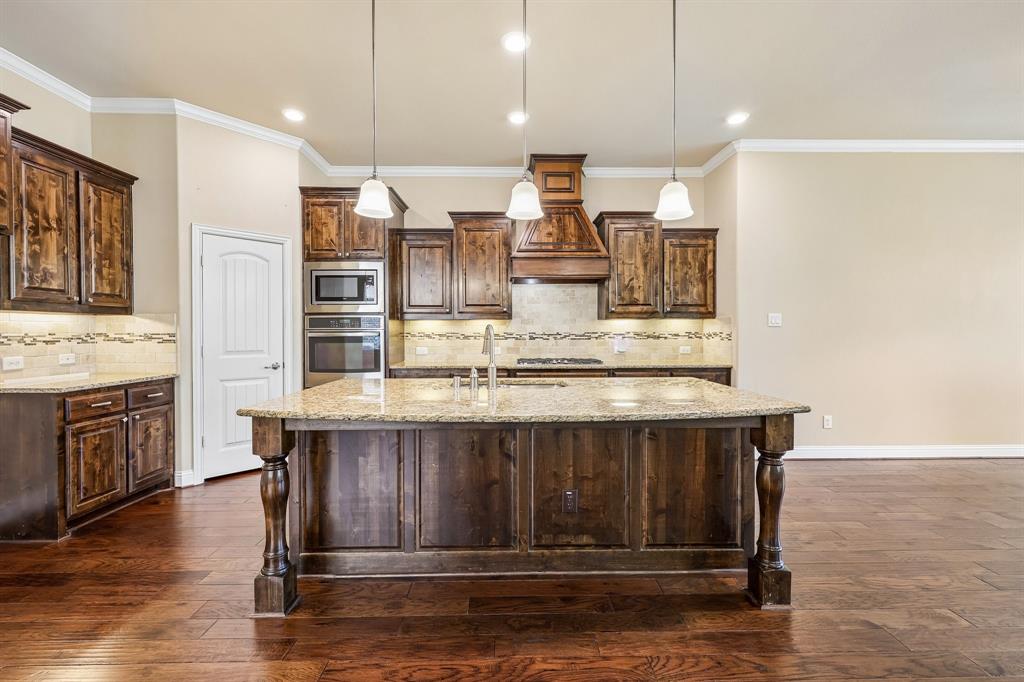 2721 Driftwood Creek Trail Property Photo 7