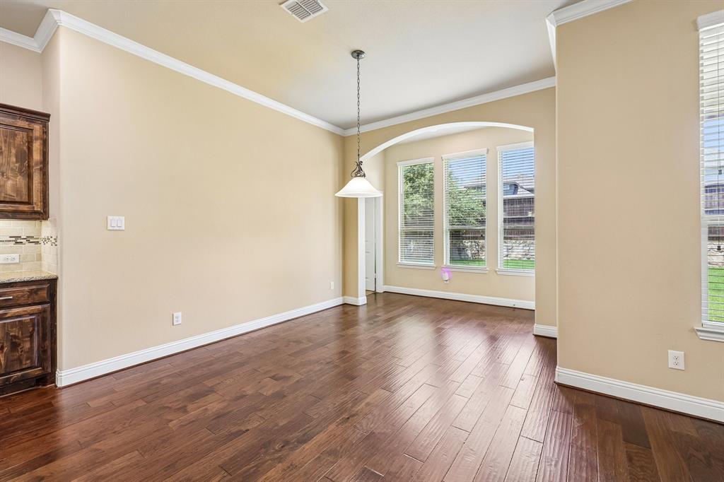2721 Driftwood Creek Trail Property Photo 10