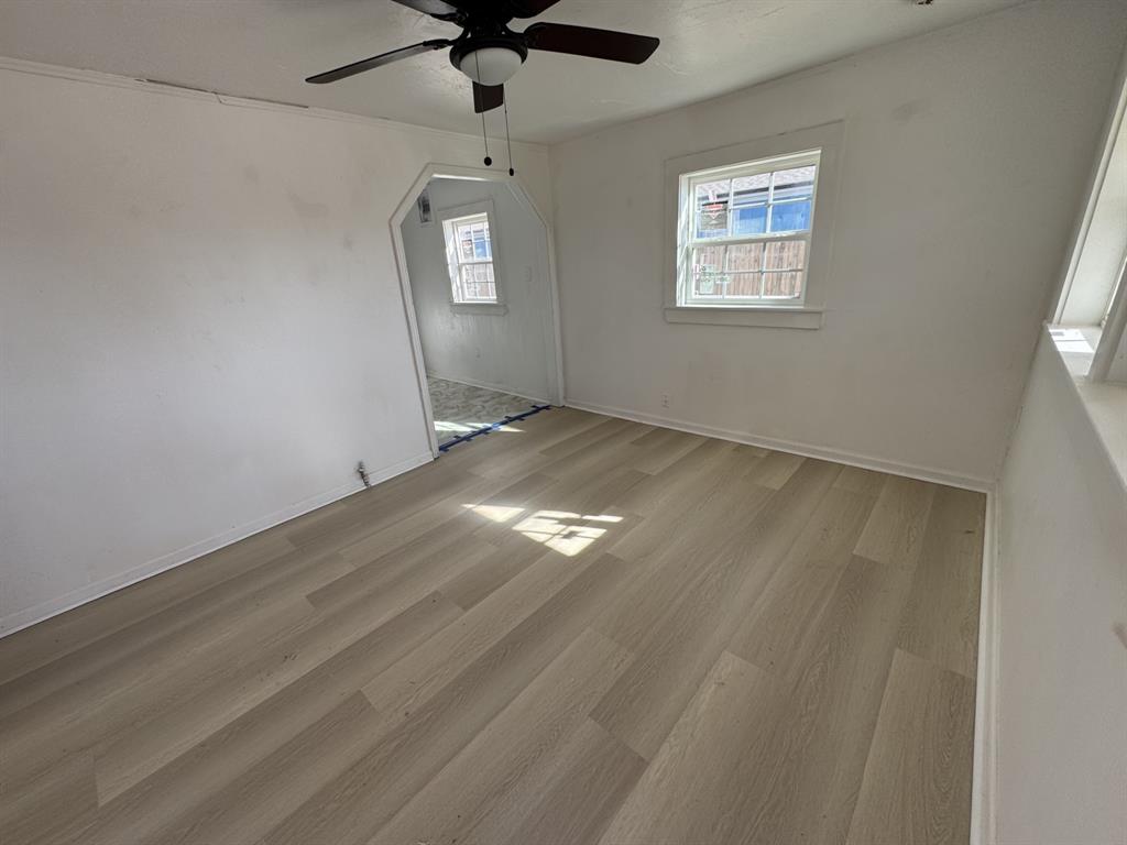 2918 Duke St Property Photo 7