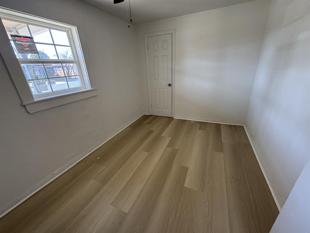 2918 Duke St Property Photo 11