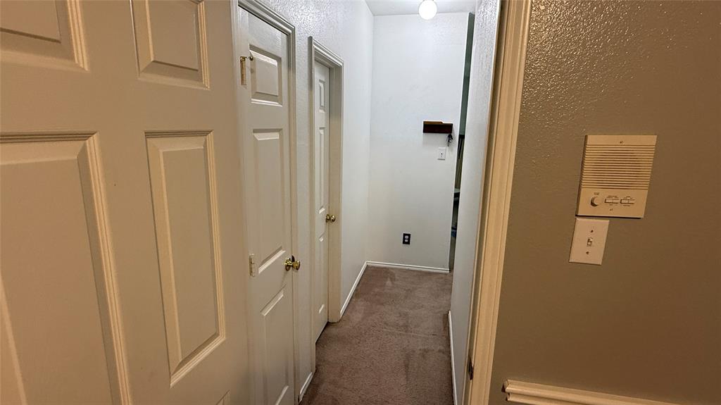 10502 Augusta Lane Property Photo 11