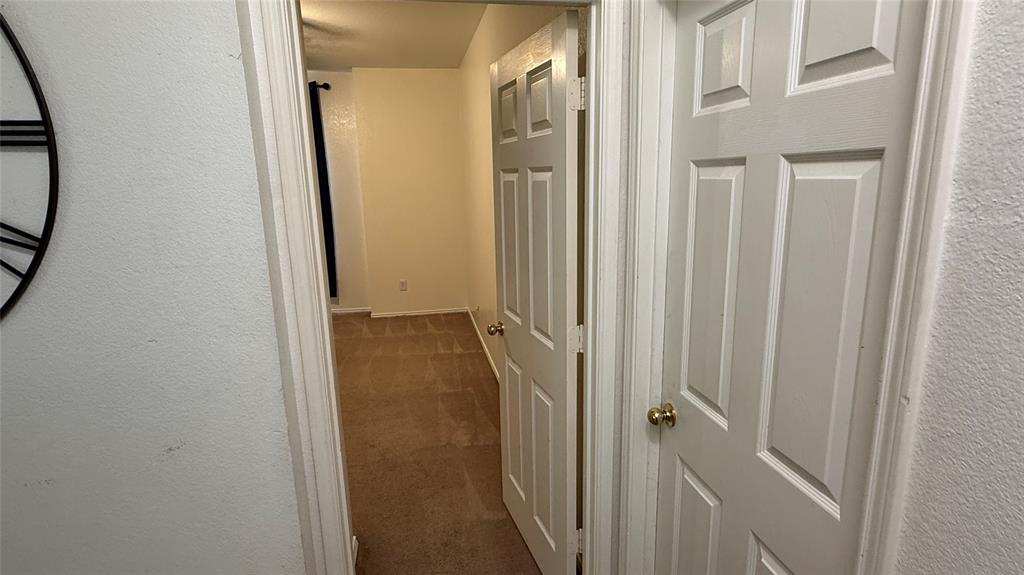 10502 Augusta Lane Property Photo 14