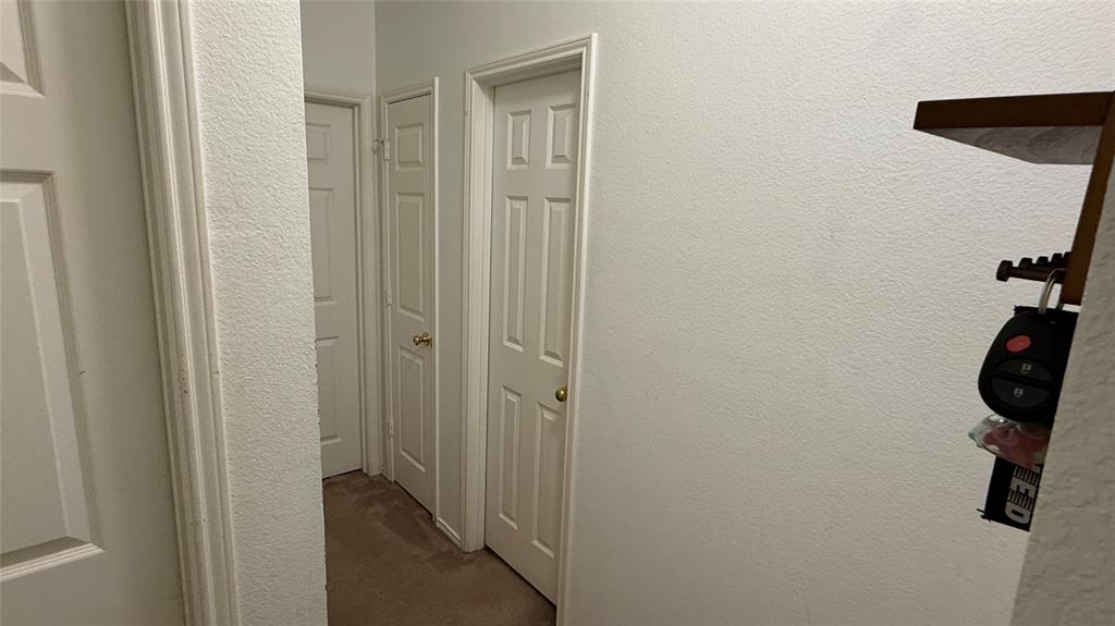 10502 Augusta Lane Property Photo 17