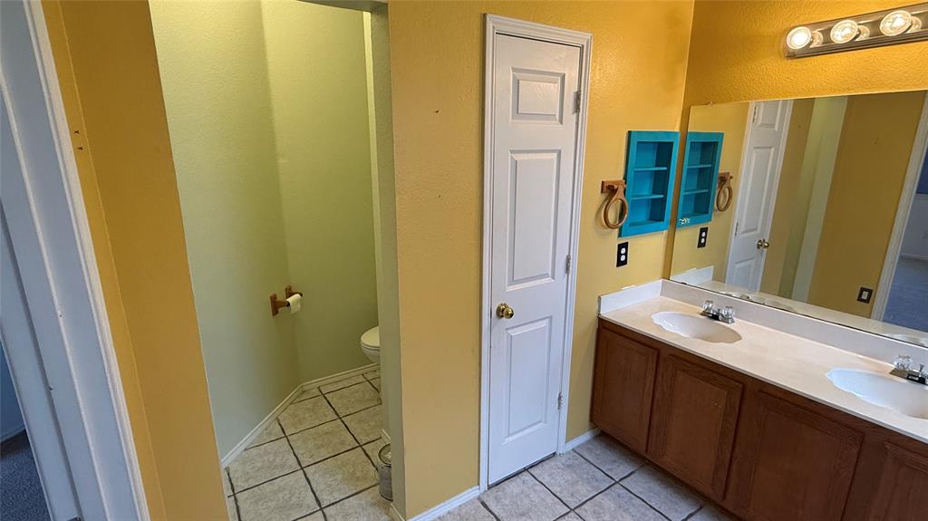 10502 Augusta Lane Property Photo 18