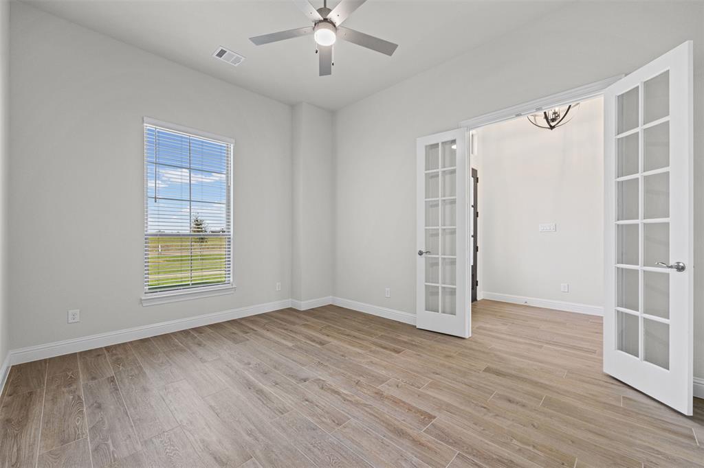157 Lila Lake Drive Property Photo 5