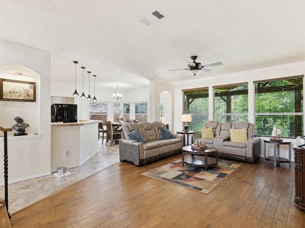 4008 Falcon Ridge Drive Property Photo 14