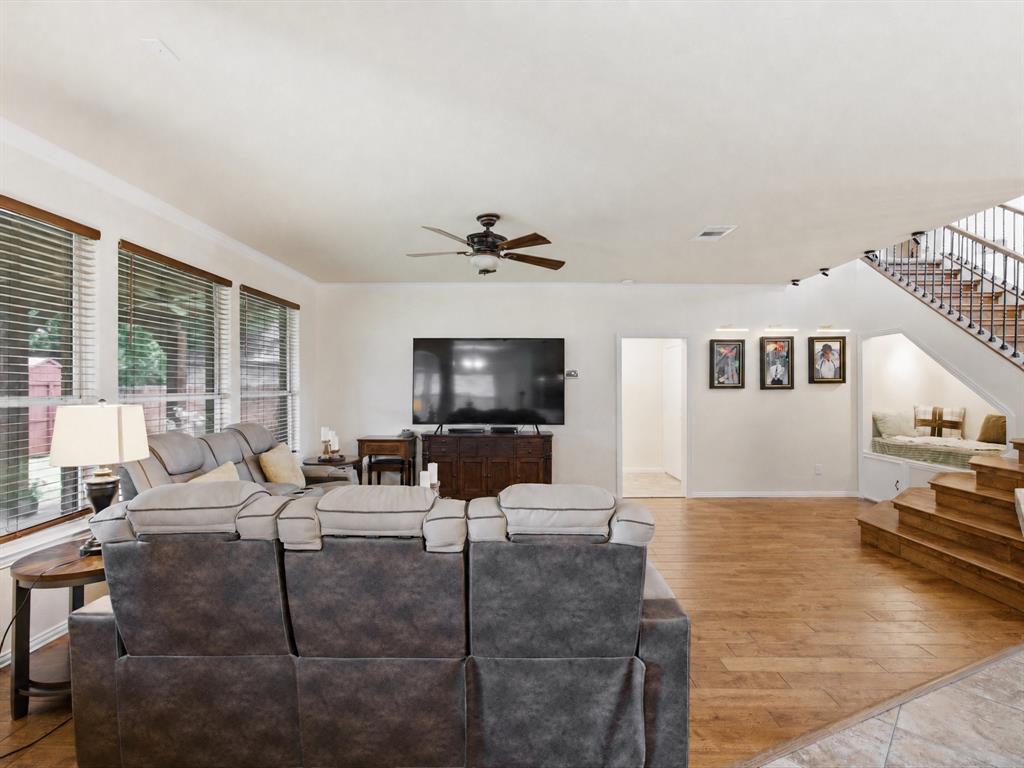 4008 Falcon Ridge Drive Property Photo 17
