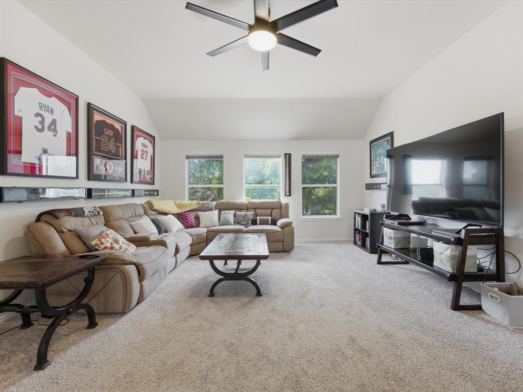 4008 Falcon Ridge Drive Property Photo 20
