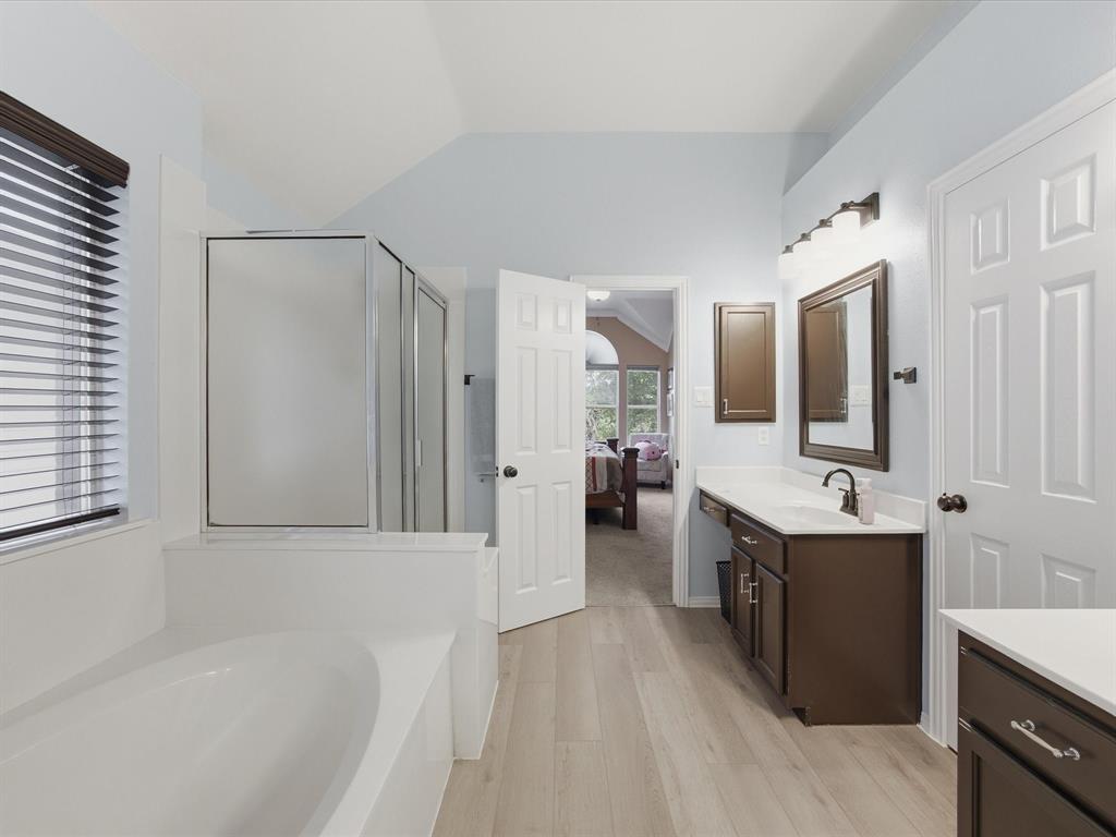 4008 Falcon Ridge Drive Property Photo 26