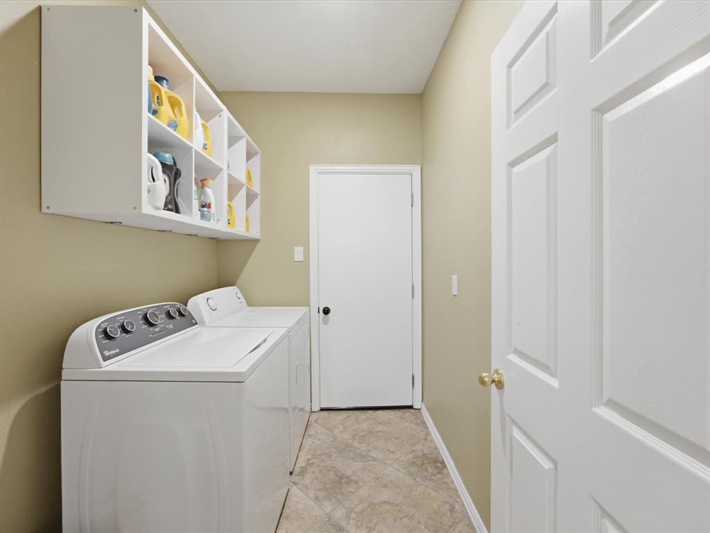 4008 Falcon Ridge Drive Property Photo 33