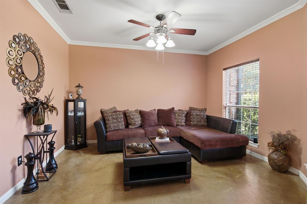 305 Ravenna Road Property Photo 6