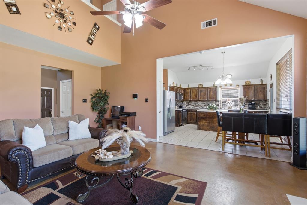 305 Ravenna Road Property Photo 10