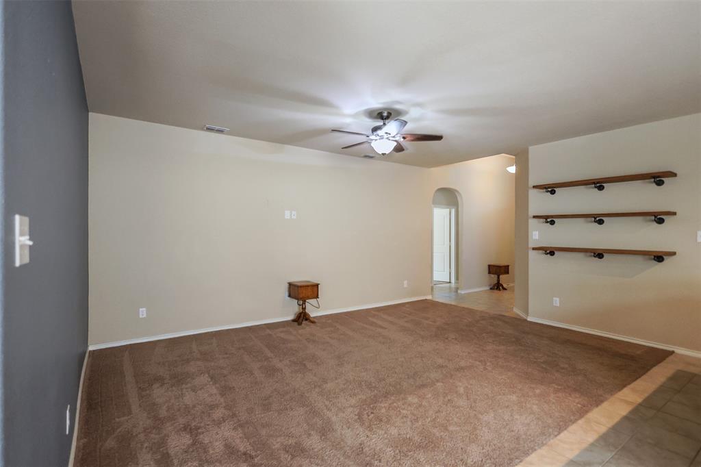 624 River Rock Drive Property Photo 14