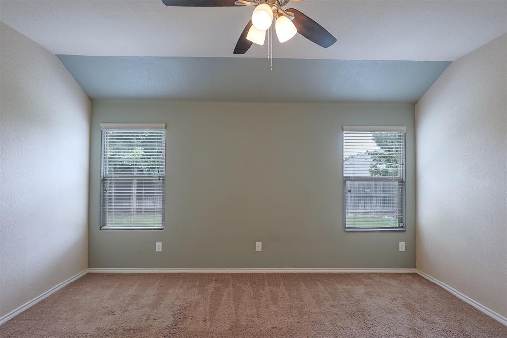 624 River Rock Drive Property Photo 16