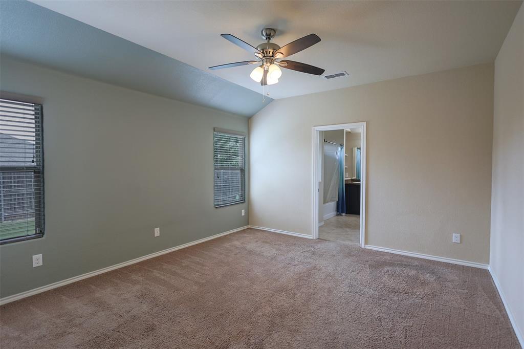 624 River Rock Drive Property Photo 17