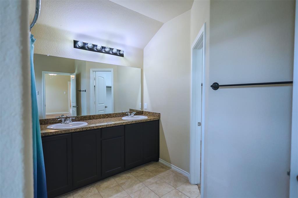 624 River Rock Drive Property Photo 19