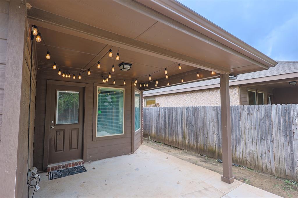 624 River Rock Drive Property Photo 33