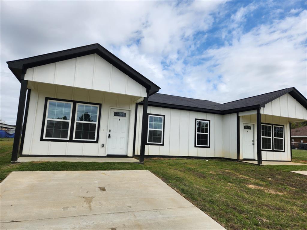 3104 Cedar Creek Drive Property Photo 1