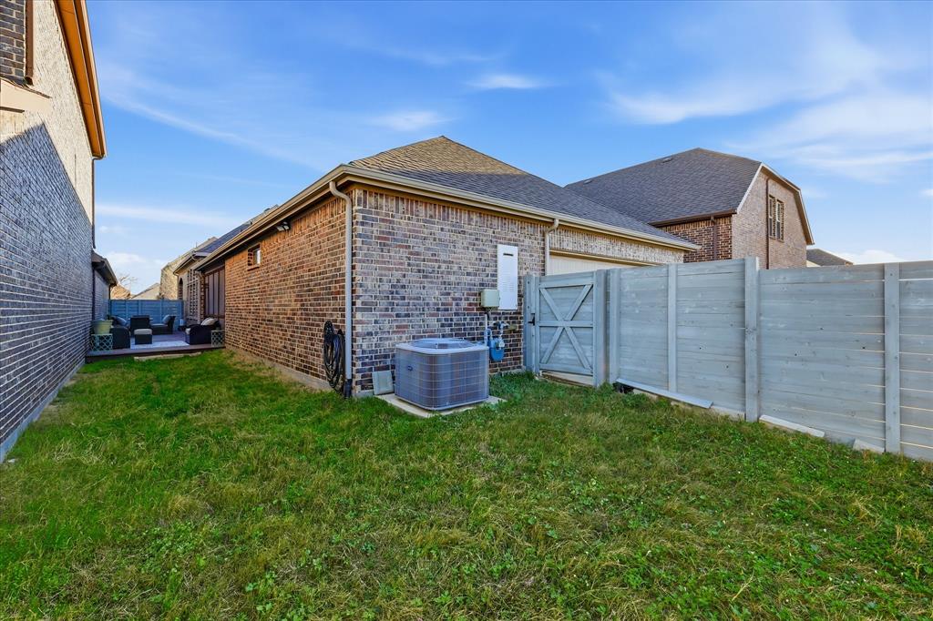 904 10th Street Property Photo 15
