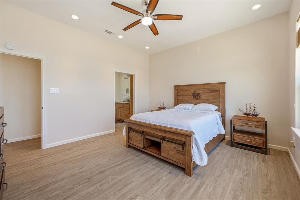 4323 Basswood Court Property Photo 15