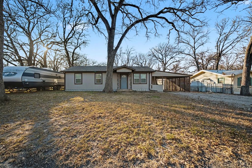 762 Oak Leaf Trail Property Photo 3