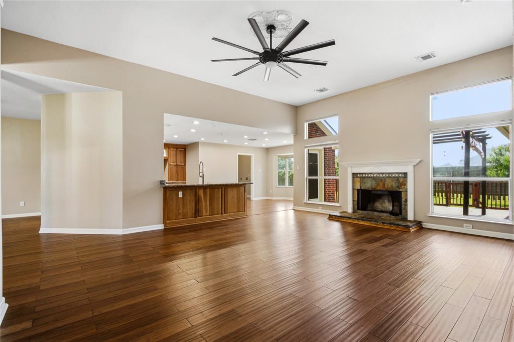 2621 Taylor Boulevard Property Photo 3