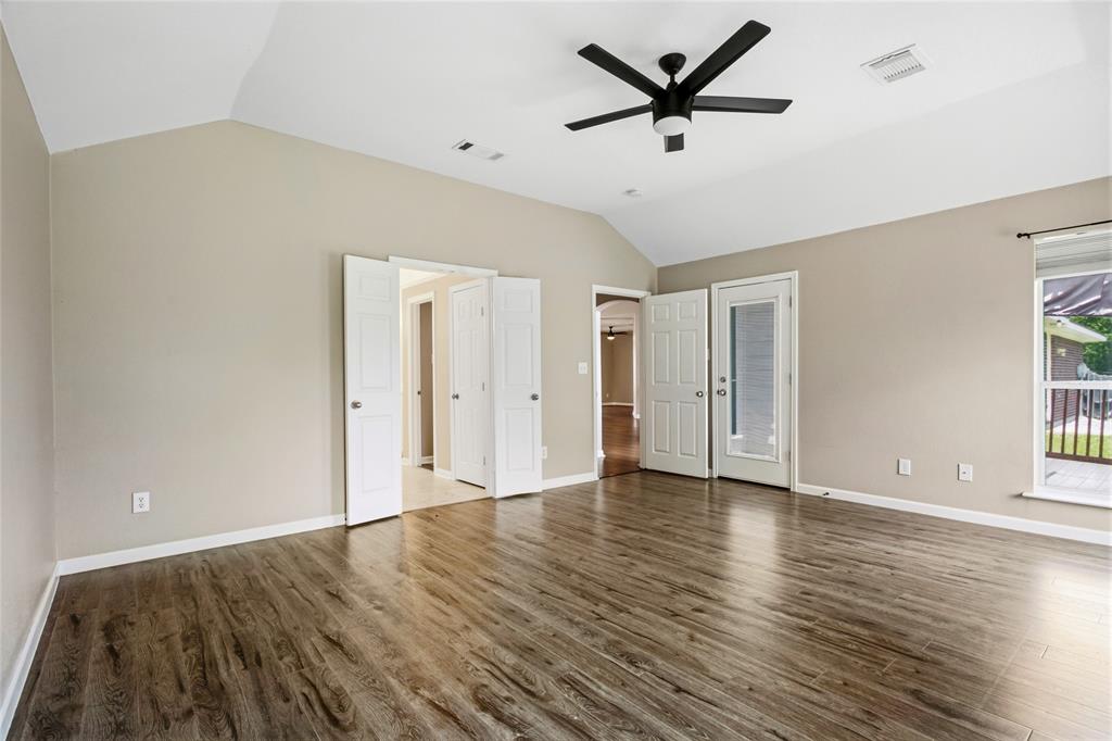 2621 Taylor Boulevard Property Photo 5