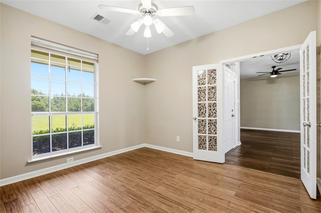 2621 Taylor Boulevard Property Photo 15