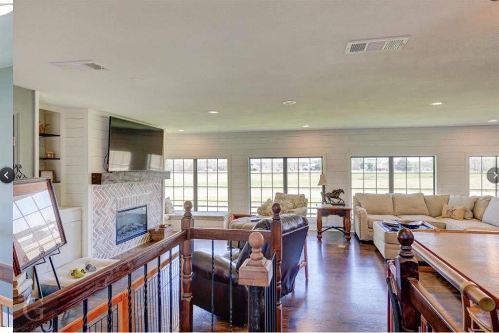 269 Hurricane Bluff Drive Property Photo 18