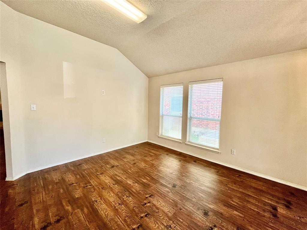 8055 Raleigh Drive Property Photo 3