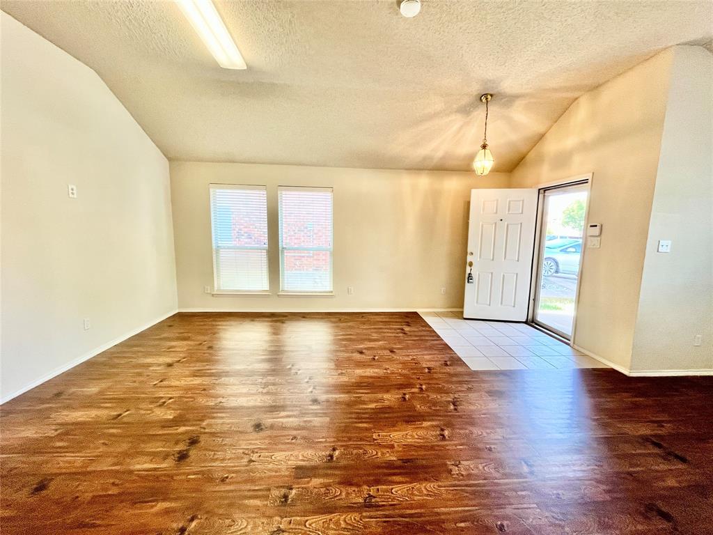 8055 Raleigh Drive Property Photo 4