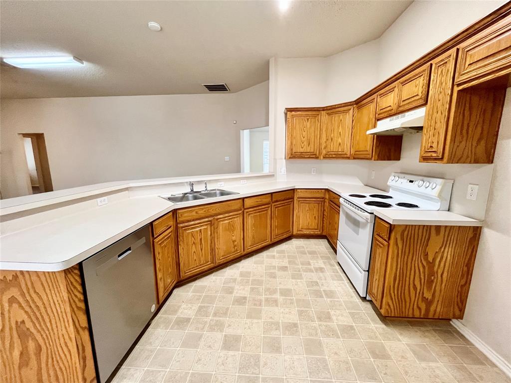 8055 Raleigh Drive Property Photo 16