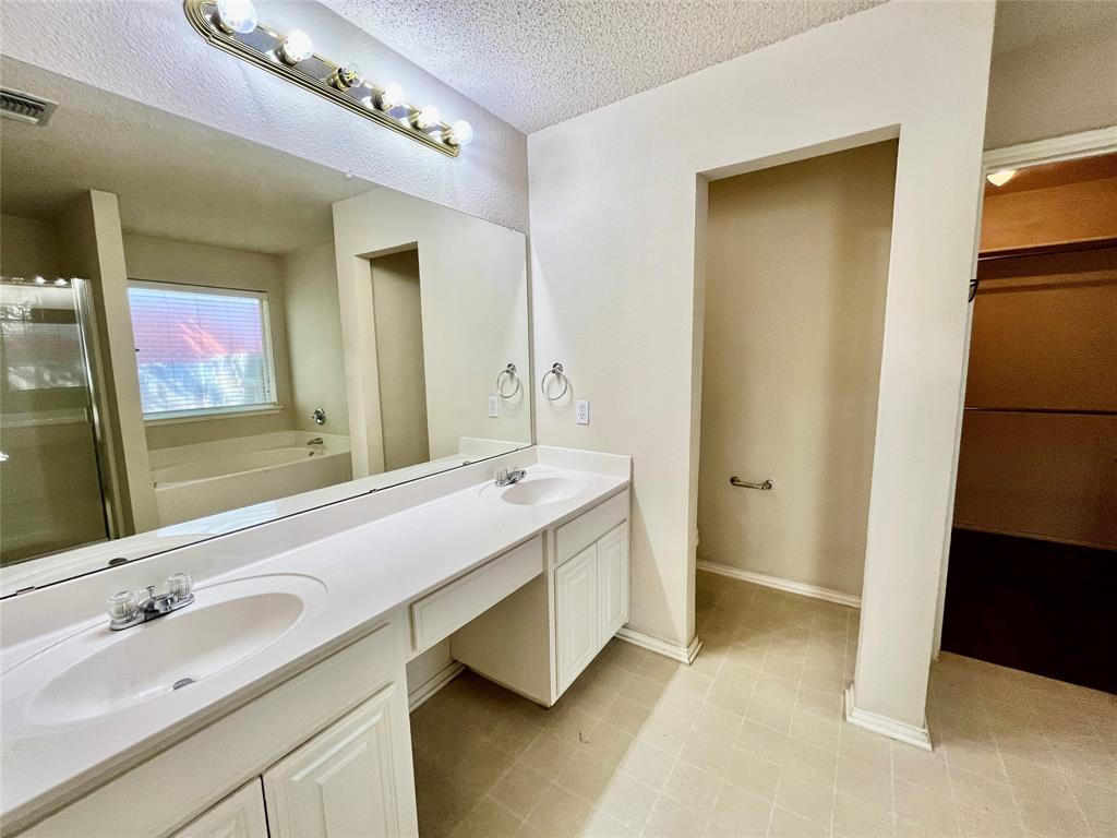 8055 Raleigh Drive Property Photo 22