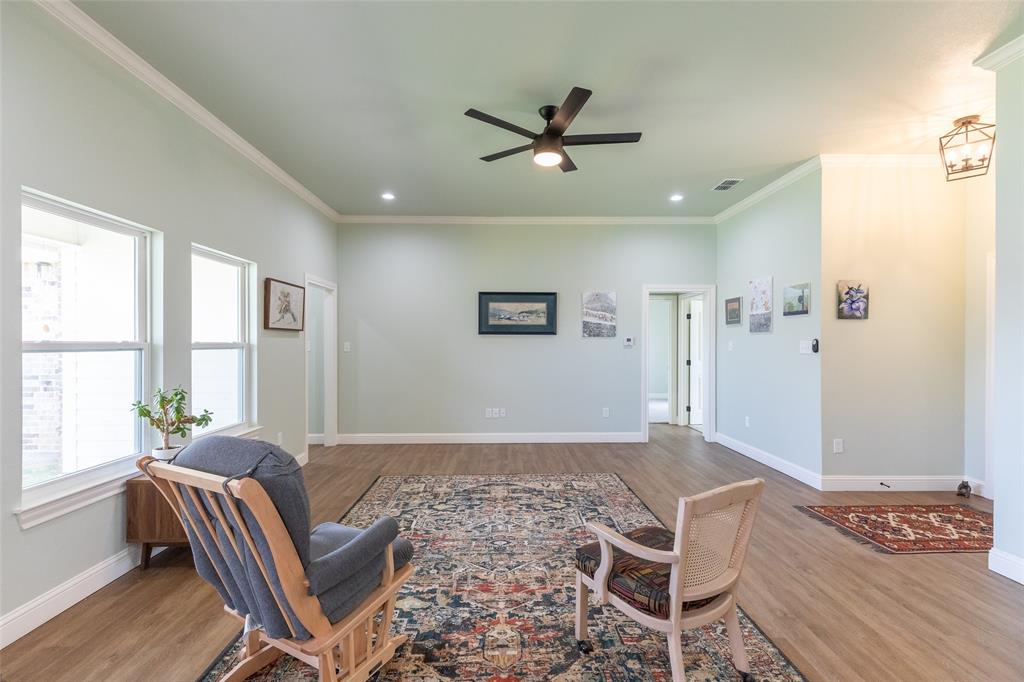 220 Moon Beam Path Property Photo 6