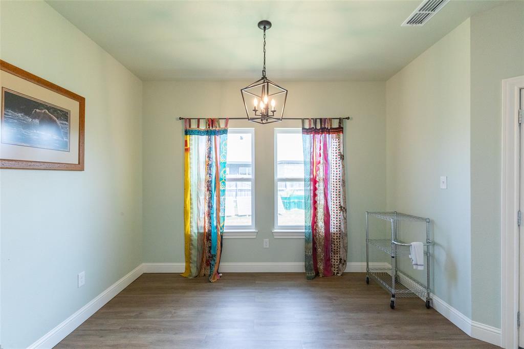 220 Moon Beam Path Property Photo 10