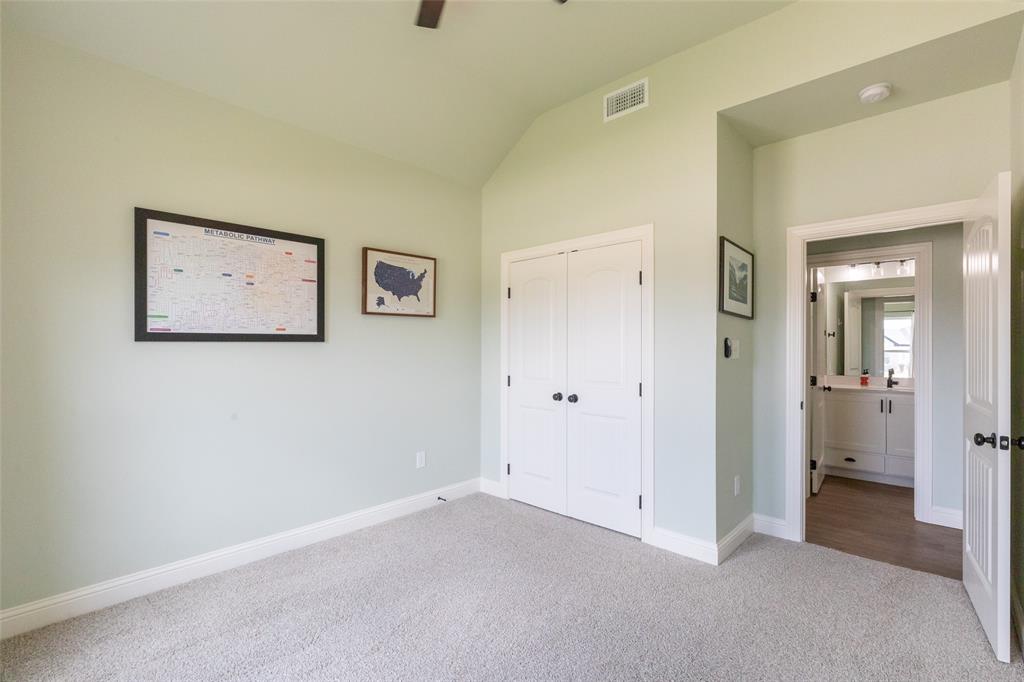 220 Moon Beam Path Property Photo 25