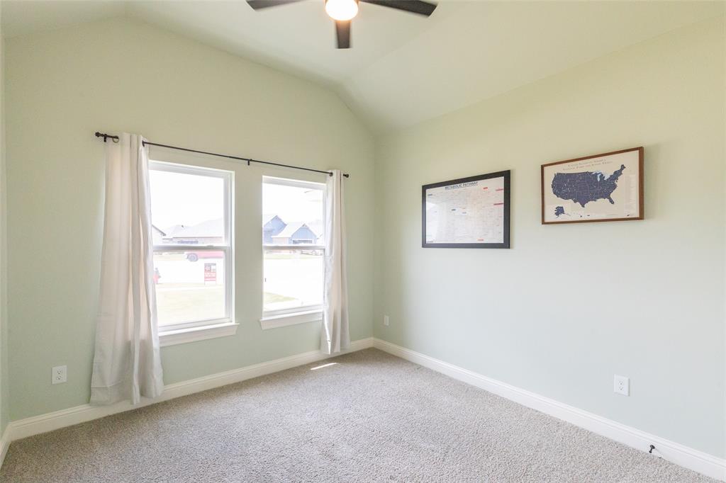 220 Moon Beam Path Property Photo 27